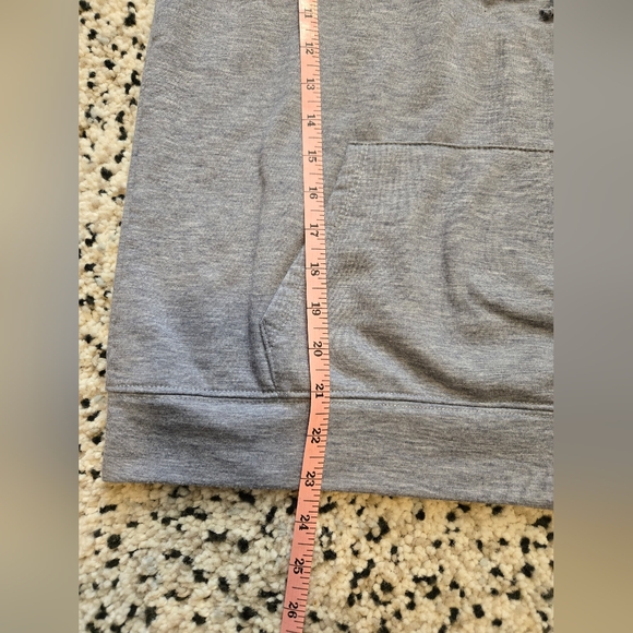 L.L.Bean hooded pullover sweater. Kangaroo pocket, long sleeve. Size LG. - Picture 5 of 7